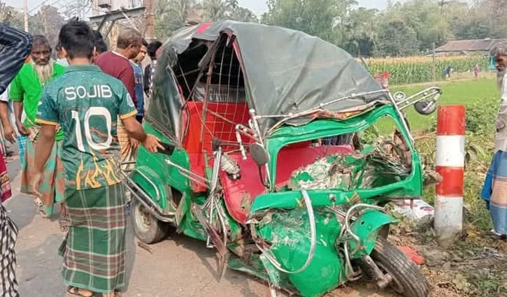 3 killed as truck rams auto-rickshaw in Mymensingh