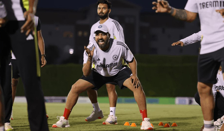 ভারতীয় ড্রেসিংরুমে রোহিতের অবসর নিয়ে ‘আলোচনা নেই’