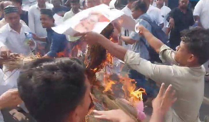ওয়াকাফ বিল: কলকাতায় বিক্ষোভ চলছেই, মোদির কুশপুতুল দাহ