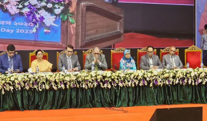 মাতৃ ও শিশুস্বাস্থ্য সুরক্ষায় ঐক্যবদ্ধভাবে কাজ করতে হবে: স্বাস্থ্য উপদেষ্টা