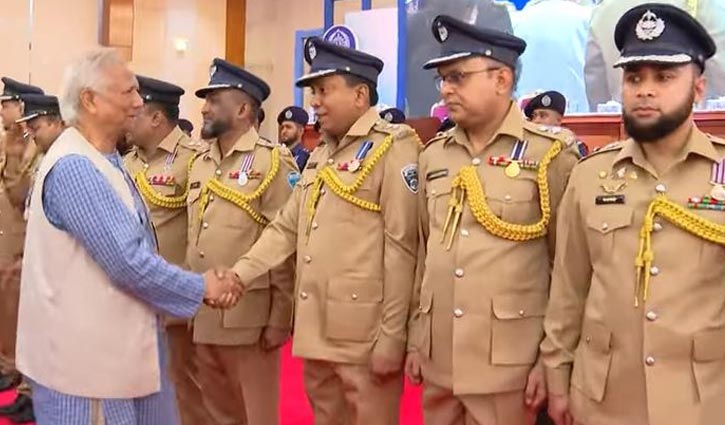 রাষ্ট্রপতির পুলিশ পদক পেলেন কুদরত-ই-খুদা 