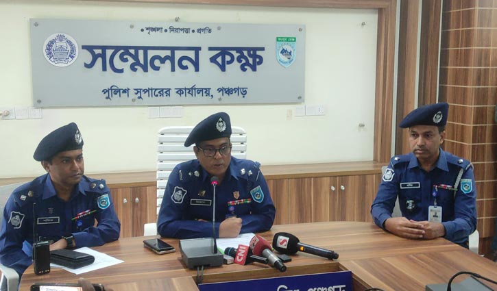 পঞ্চগড়ে গ্রেপ্তার ৫ জন টাঙ্গাইলে শিক্ষাসফরের বাসে ডাকাতির সঙ্গে জড়িত: পুলিশ