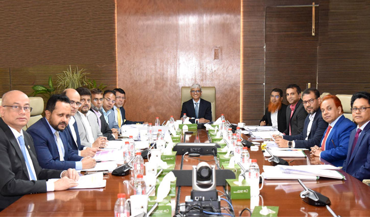 আল-আরাফাহ্ ইসলামী ব্যাংকের পর্ষদীয় সভা অনুষ্ঠিত