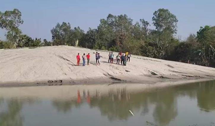 সিরাজগঞ্জে পানিতে ডুবে দুই বোনের মৃত্যু