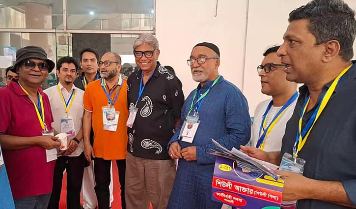 শিল্পীদের ভোটযুদ্ধ শেষে চলছে গণনা