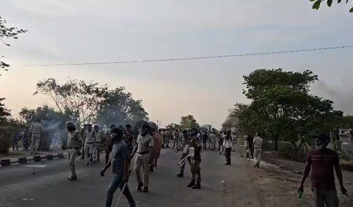 ওয়াকফ আইনবিরোধী আন্দোলনে ফের রণক্ষেত্র পশ্চিমবঙ্গের মুর্শিদাবাদ