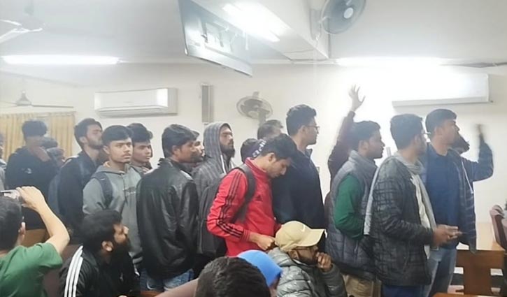 জাকসুর মতবিনিময় সভা বর্জন শাখা ছাত্রদলের