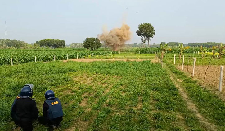 ঝিনাইদহে গ্রেনেড সদৃশ বস্তু উদ্ধার