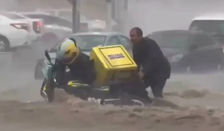 Heavy floods hit Makkah, Madinah 