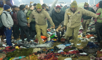 15 dead in stampede at India’s Kumbh festival