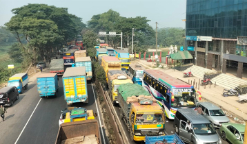 13km tailback on Dhaka-Chattogram Highway