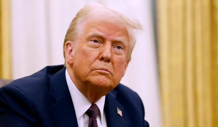 ৮ মাসের বেতন নিয়ে ফেডারেল কর্মীদেরকে পদত্যাগের প্রস্তাব ট্রাম্পের