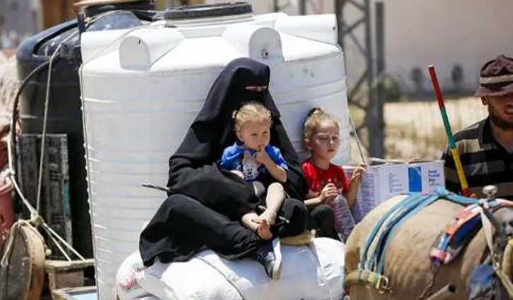 গাজার দেইর আল-বালাহতে স্থল ও বিমান হামলা চালাচ্ছে ইসরায়েল