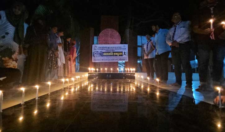 মাইলস্টোন ট্র্যাজেডি: নিহতদের স্মরণে মোমবাতি প্রজ্বলন