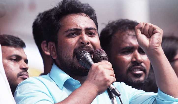 ‘জুলাই সনদ’ তৈরিতে ২ সংস্কারে ঐকমত্য চান নাহিদ  