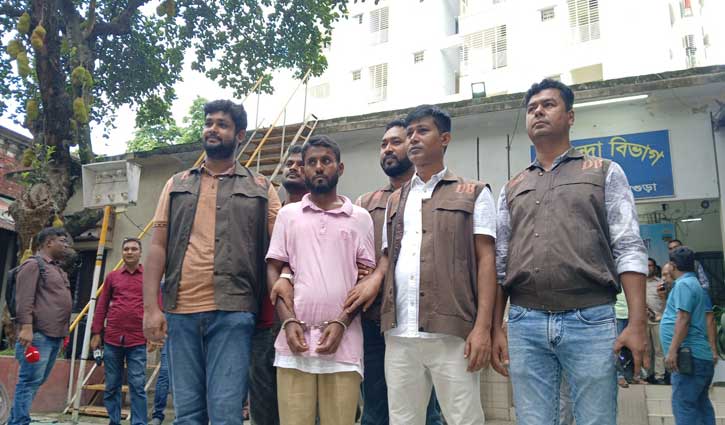 তারেক রহমানের চাচাত ভাই পরিচয়ে প্রতারণা, যুবক গ্রেপ্তার