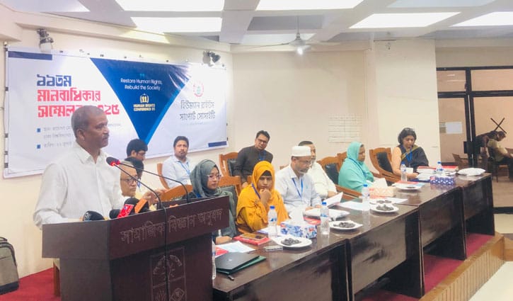 ক্ষমতা চলে যাওয়ার ভয় না থাকলে সরকার দানবে পরিণত হয়: আসিফ নজরুল