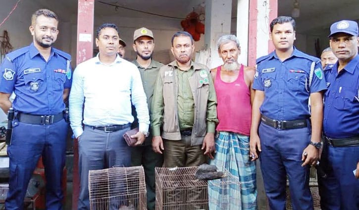 ২০টি পাখি উদ্ধার, শিকারীকে জরিমানা