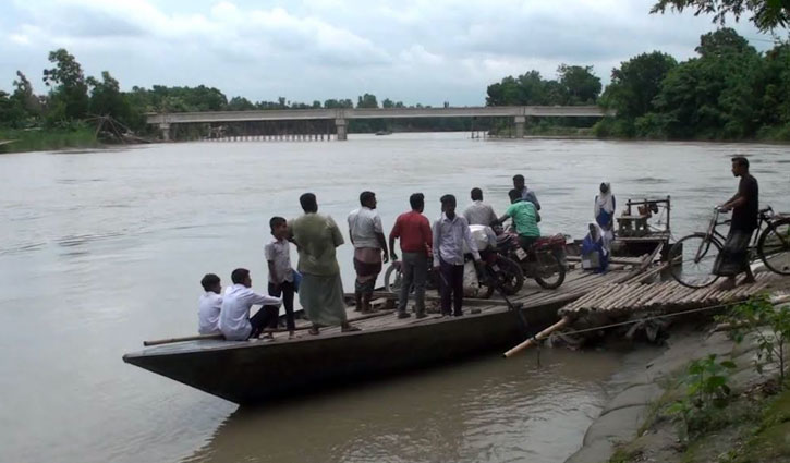 ৫ বছরেও শেষ হয়নি ব্রিজ নির্মাণ, ভোগান্তি চরমে