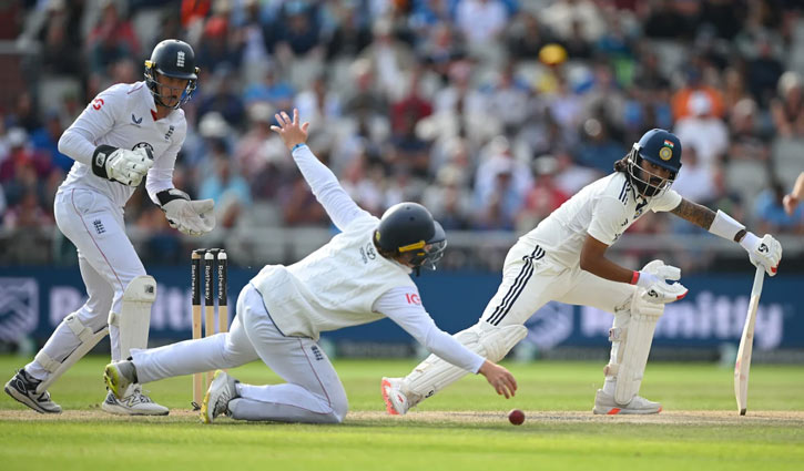 রাহুল-গিলের ব্যাটিং দৃঢ়তা, শেষ দিনে হবে কি শেষ রক্ষা?