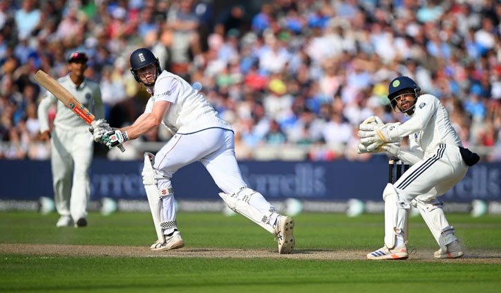 ডাকেট-ক্রাউলির তাণ্ডবে ছায়ার মতো পিছিয়ে ভারত