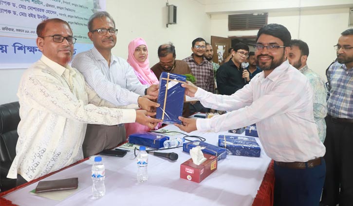 শিক্ষকদের জন্য এগিয়ে যাচ্ছে জবি: উপাচার্য