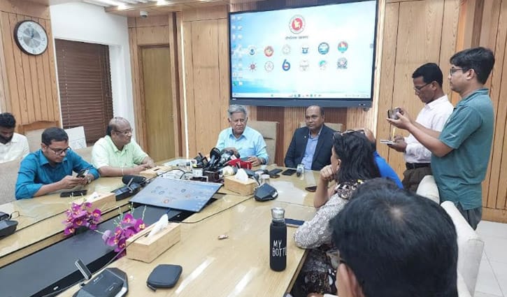 নৌবাহিনীকে চট্টগ্রাম বন্দরের এনসিটি পরিচালনার দায়িত্ব দেওয়ার সুপারিশ