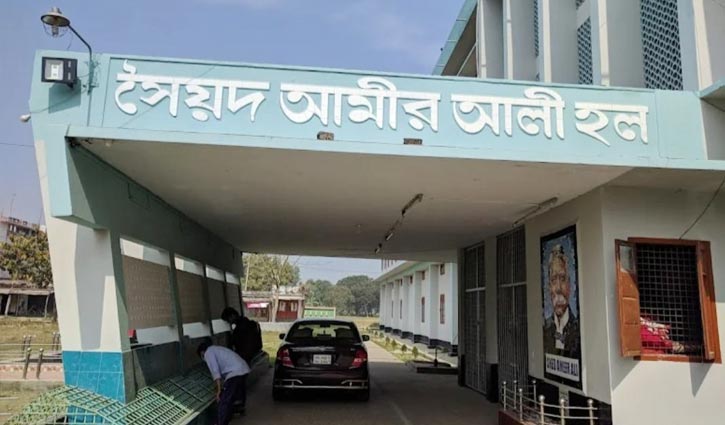 অবৈধভাবে ছাত্রদল নেতাকে কক্ষ বরাদ্দ দিলেন হল প্রাধ্যক্ষ