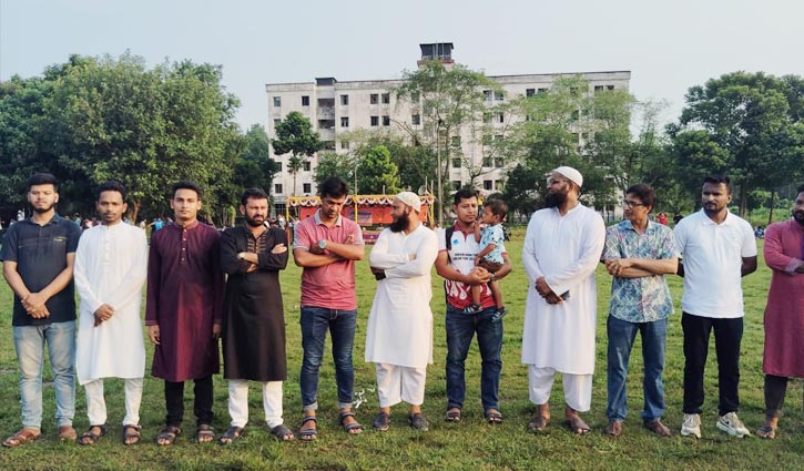 ‎বেরোবিতে খেলা উদ্বোধনে প্রক্টরের সঙ্গে ছাত্রদল নেতারা, সমালোচনার ঝড়