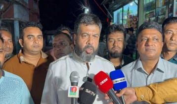 ‘নাসীরুদ্দীন আলোচনায় আসতে বিতর্কিত বক্তব্য দিচ্ছেন’