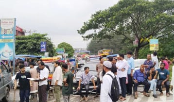 এনসিপির ওপর হামলার প্রতিবাদে বরিশাল-পটুয়াখালী মহাসড়ক অবরোধ