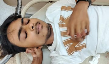 যশোরে সাংবাদিকের ছেলে ছুরিকাহত