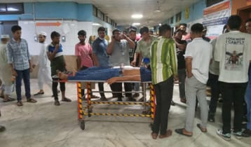 সচিবালয়ের সামনে ধাওয়া পাল্টা-ধাওয়া: আহত ৮৫ জন ঢাকা মেডিকেলে