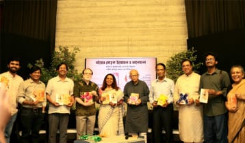 এলিজার নতুন দুই বইয়ের মোড়ক উন্মোচন