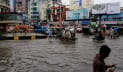 খুলনায় টানা বৃষ্টিপাতে জলাবদ্ধতা, জনদুর্ভোগ