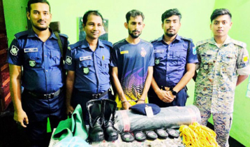 গোপালগঞ্জে চুরির অভিযোগে কারারক্ষী গ্রেপ্তার