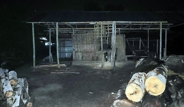 কুড়িগ্রামে ‘ছ’ মিলের করাতে কাটা পড়ে শ্রমিকের মৃত্যু 