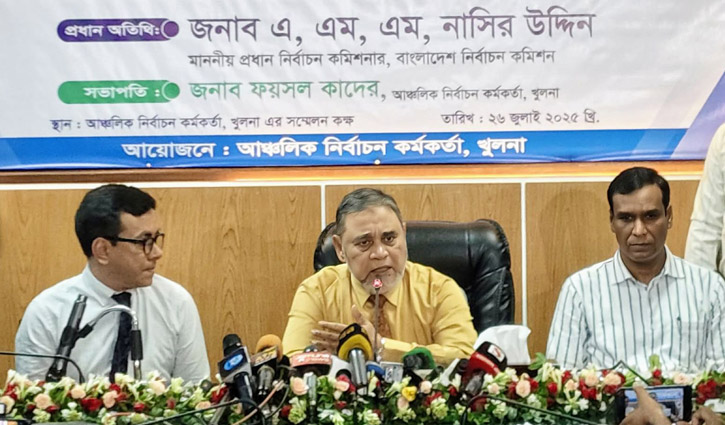 জাতীয় নির্বাচনে অস্ত্রের চেয়েও ভয়াবহ হুমকি এআই: সিইসি