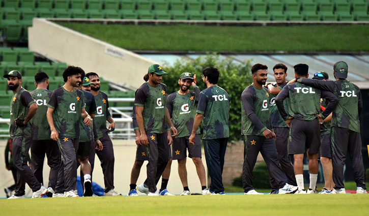 বিপিএল খেলা ৯ ক্রিকেটারের দিকে তাকিয়ে পাকিস্তান