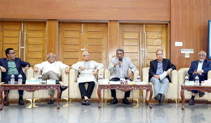 ১০ দিনের মধ্যেই সিদ্ধান্ত নিতে হবে: আলী রীয়াজ