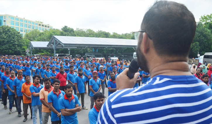 ওয়ালটন হেডকোয়ার্টার্সে অগ্নিনির্বাপণ ও জরুরি বহির্গমন মহড়া
