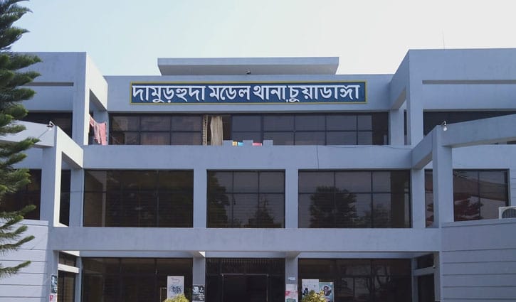 চুয়াডাঙ্গায় ইজিবাইকের ধাক্কায় মাদ্রাসাছাত্র নিহত