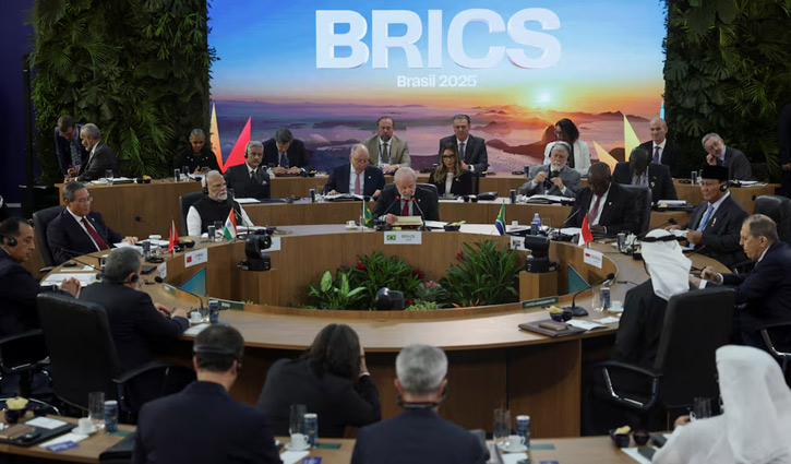 Trump threatens extra tariffs on BRICS as leaders meet in Brazil