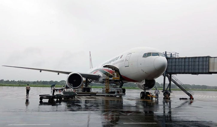 Flight with 400 passengers stuck on runway in Chattogram