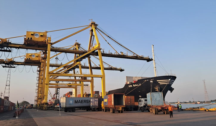 Navy’s institution takes charge of new mooring container terminal