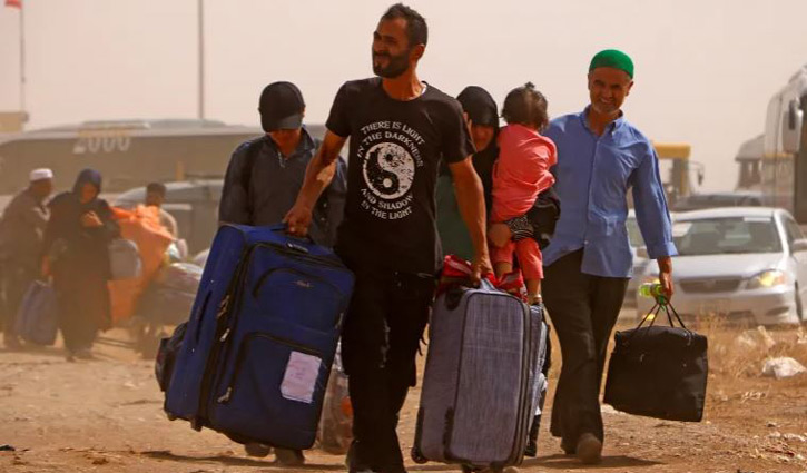 Millions of Afghans told to leave Iran 