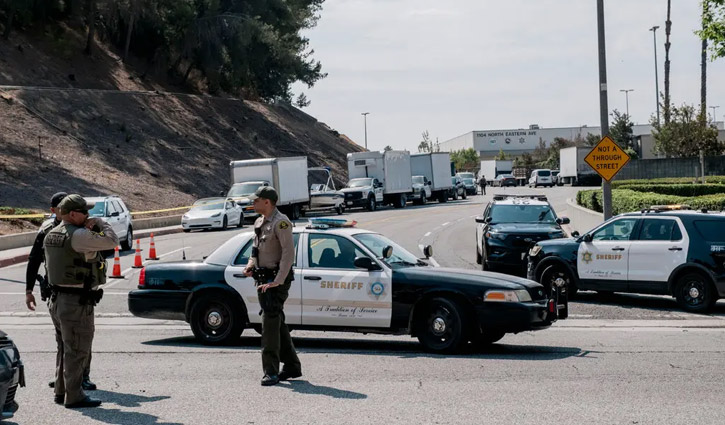 Blast at Los Angeles police training facility leaves 3 dead