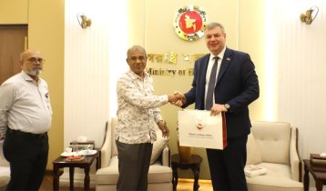 Home Adviser requests Belarus to open embassy in Dhaka