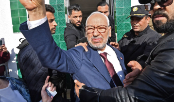 Tunisia sentences opposition leader Ghannouchi