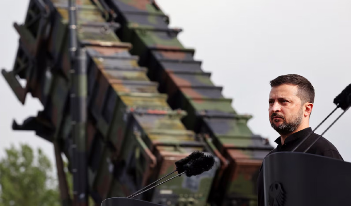 Ukraine fears increased Russian aggression after US halt of weapons supply